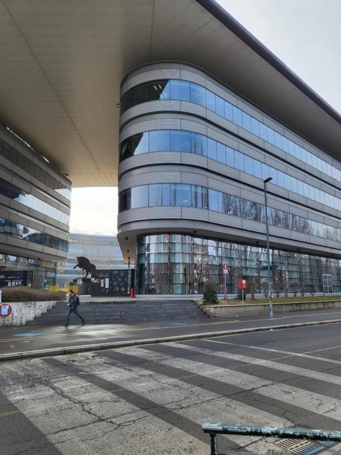 Хостел La Torinese. Турин Экстерьер фото